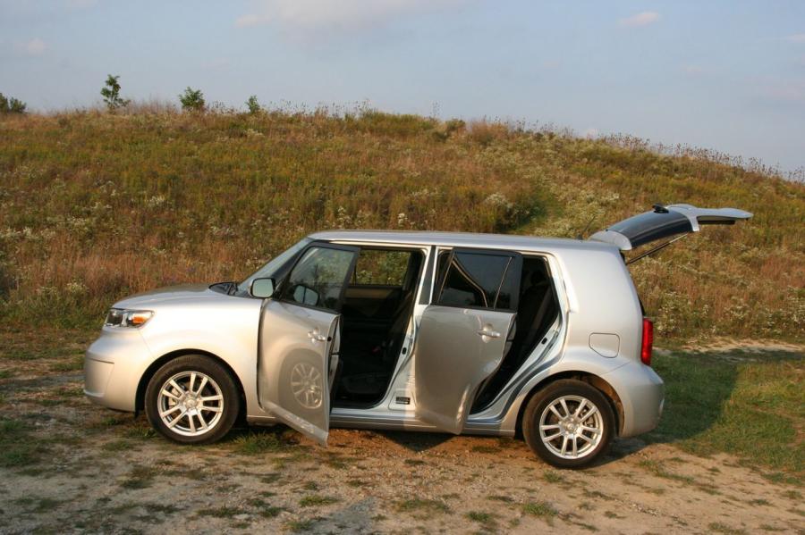  Scion xB 2007 года  (фото 65 из 221)